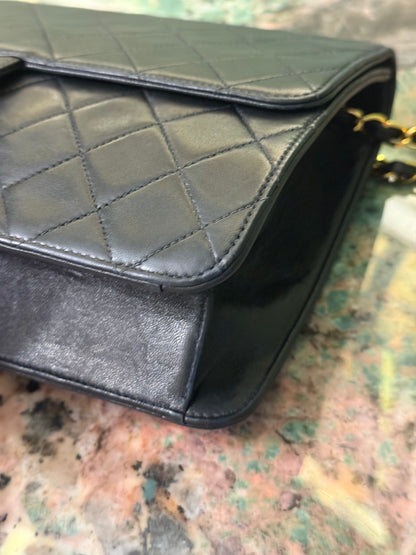 CHANEL BLACK LAMBSKIN SINGLE FLAP SHOULDER BAG
