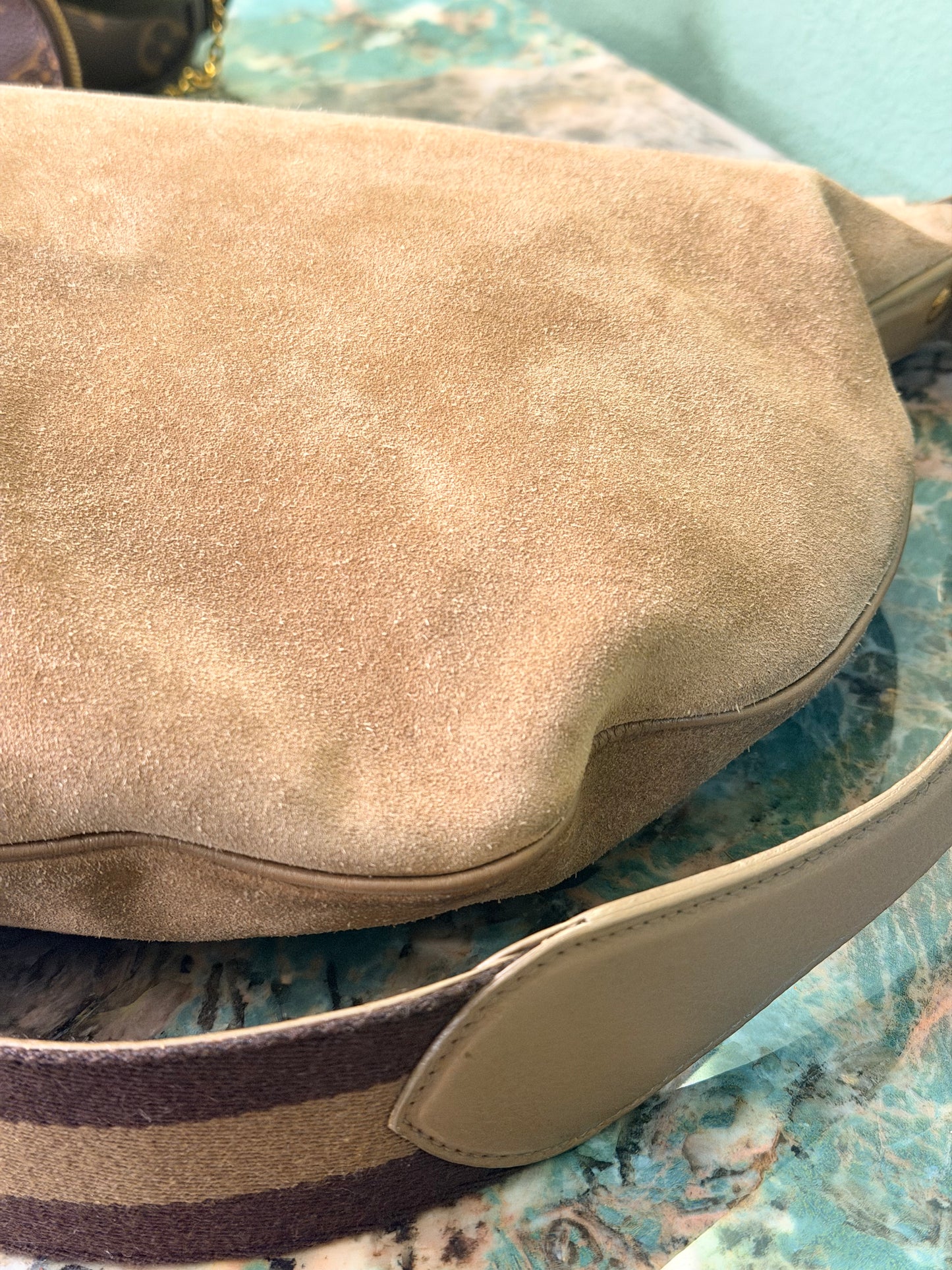 GUCCI BEIGE SUEDE HALF MOON SHOULDER BAG