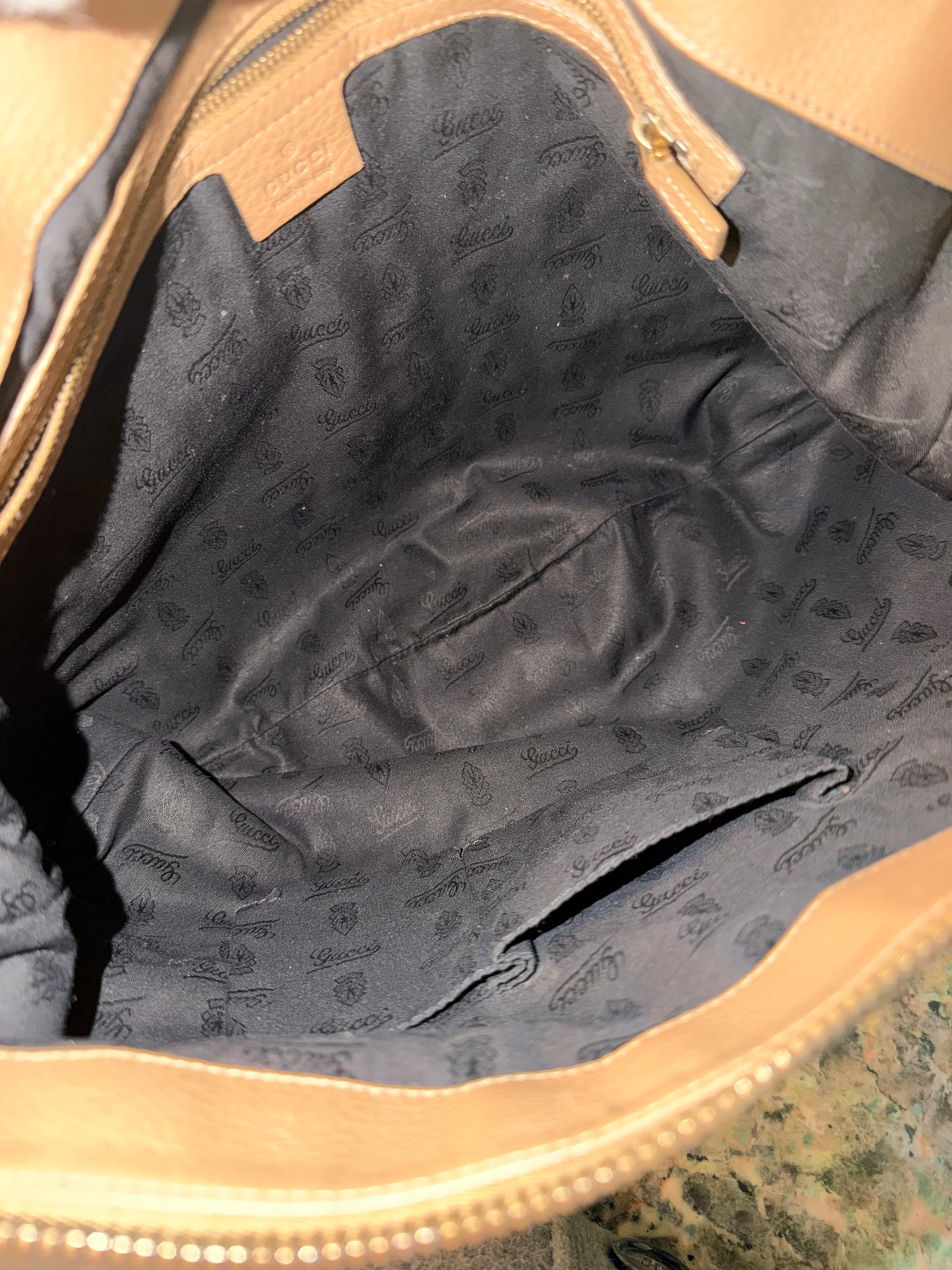 GUCCI BEIGE SUEDE HALF MOON SHOULDER BAG