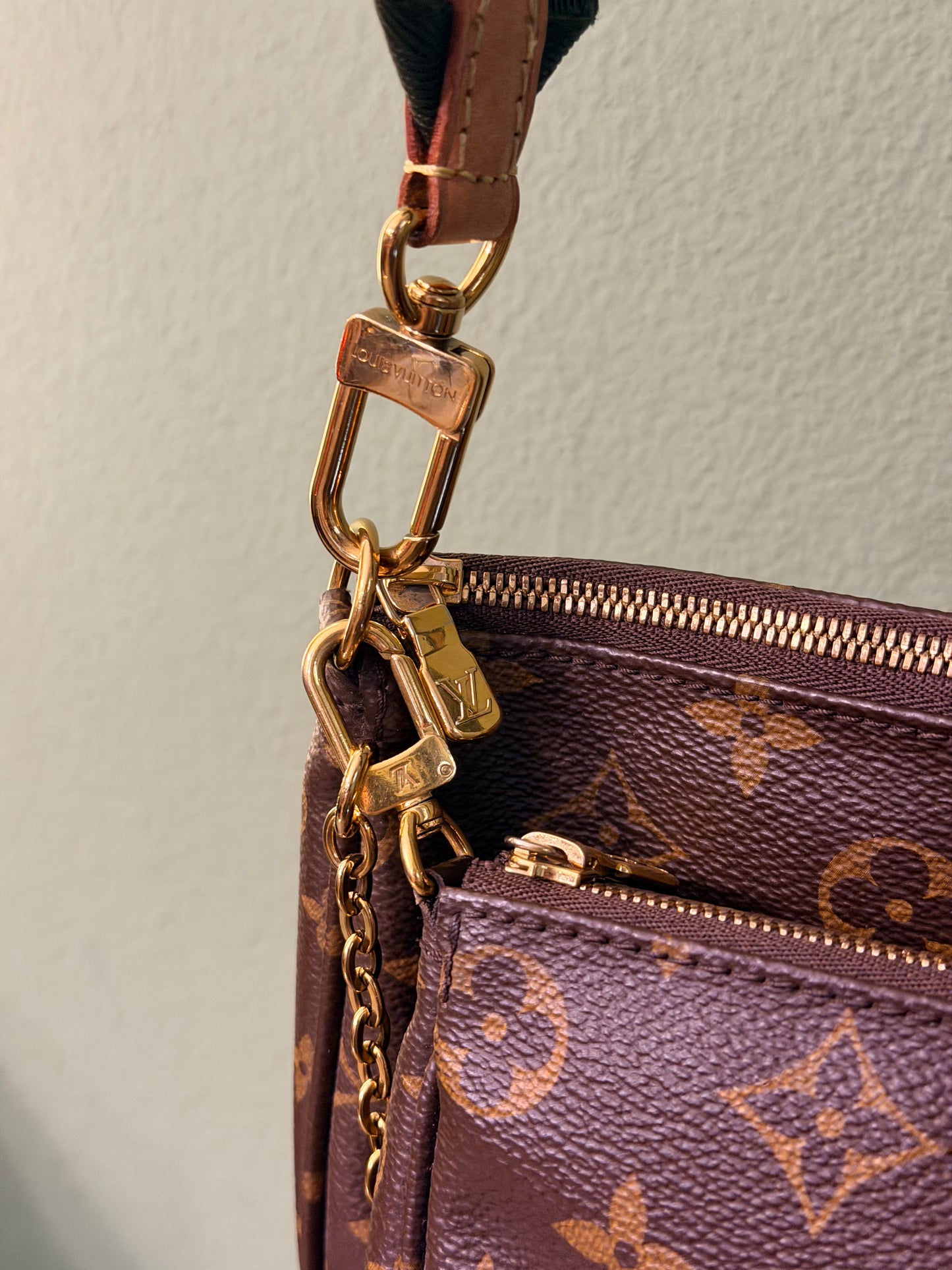 LOUIS VUITTON MONOGRAM MULTI POCHETTE ACCESSOIRES CROSSBODY BAG