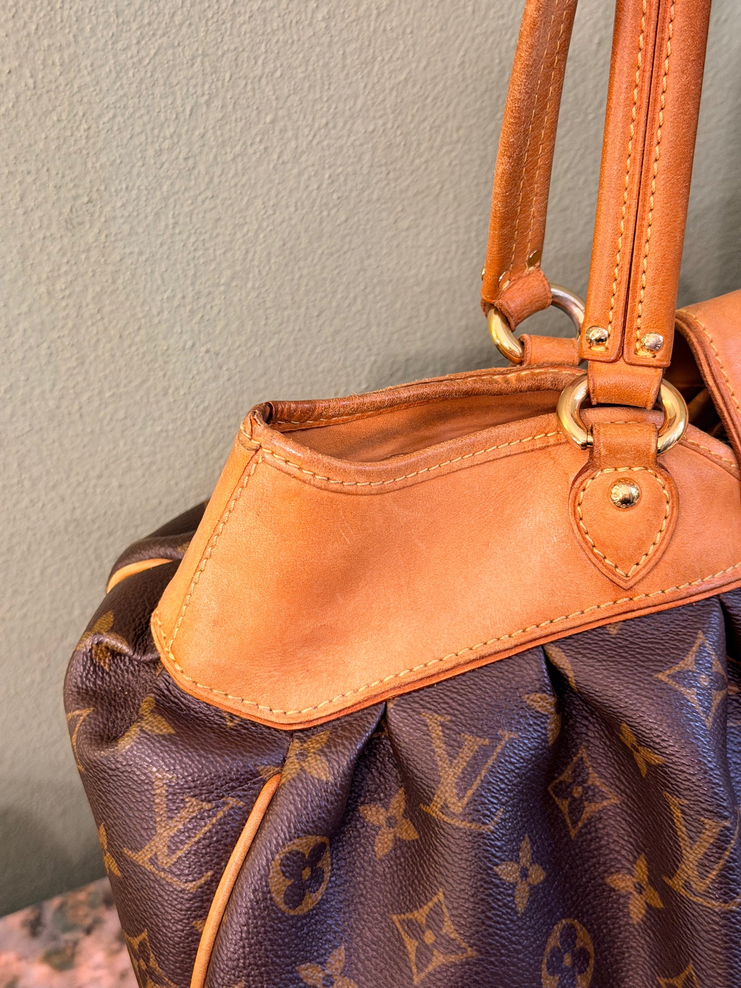 LOUIS VUITTON MONOGRAM BOETIE MM SHOULDER BAG