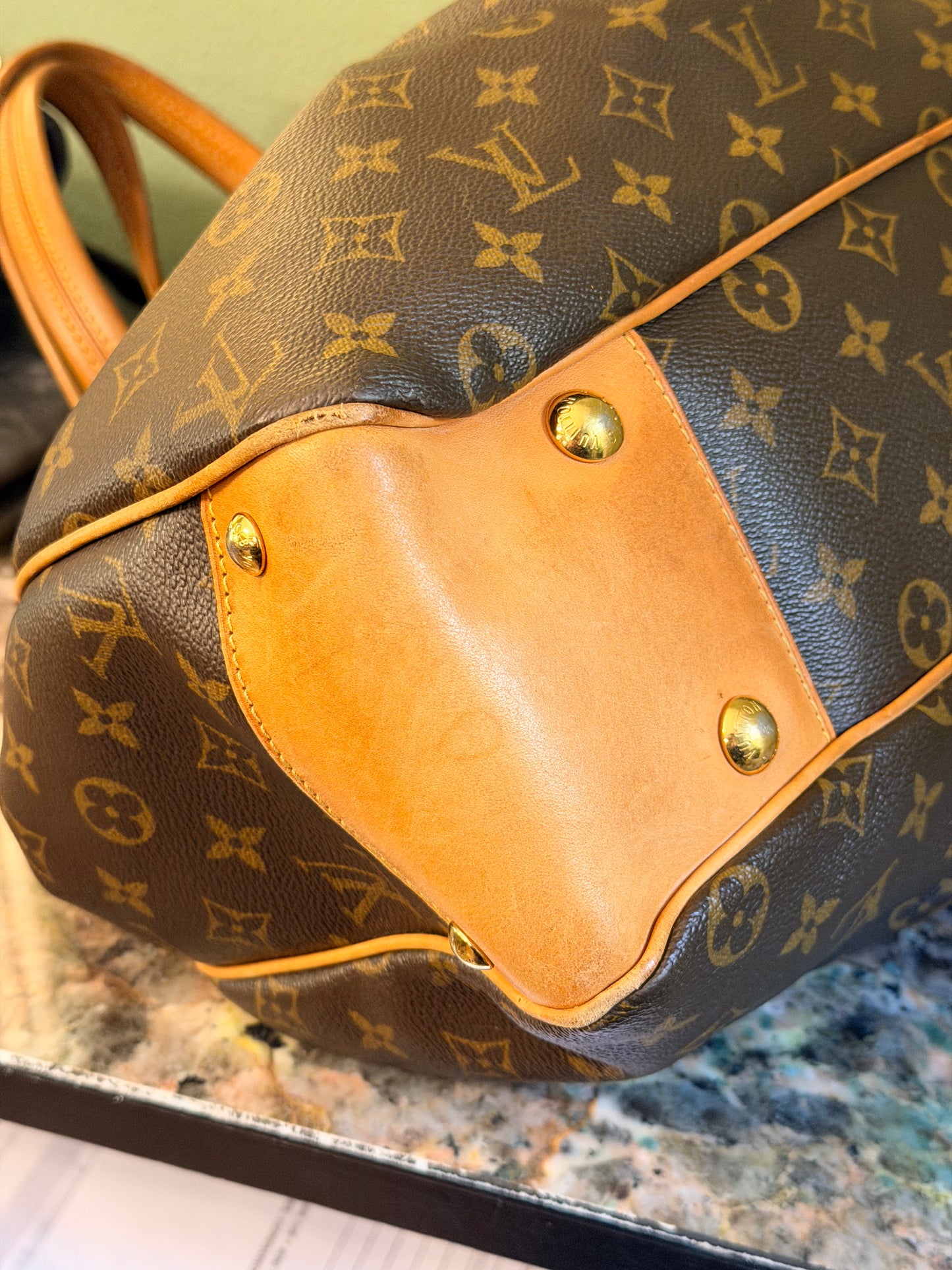 LOUIS VUITTON MONOGRAM BOETIE MM SHOULDER BAG