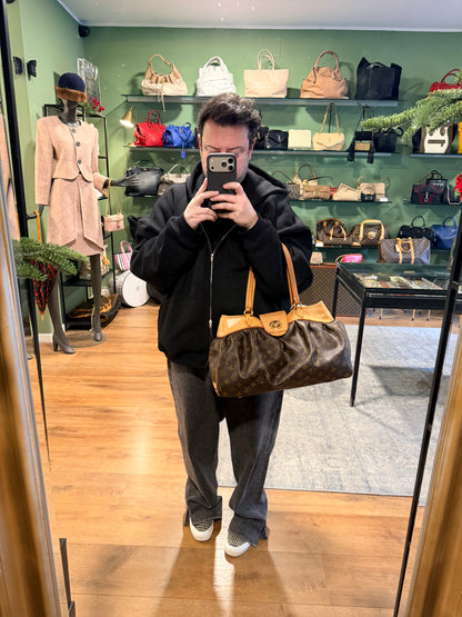 LOUIS VUITTON MONOGRAM BOETIE MM SHOULDER BAG