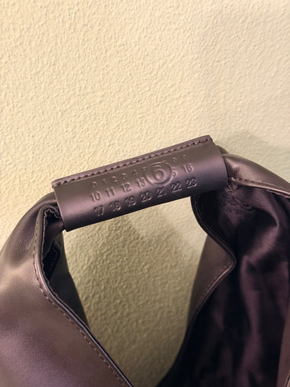 MAISON MARGIELA MM6 BLACK LEATHER SMALL JAPANESE TOTE BAG