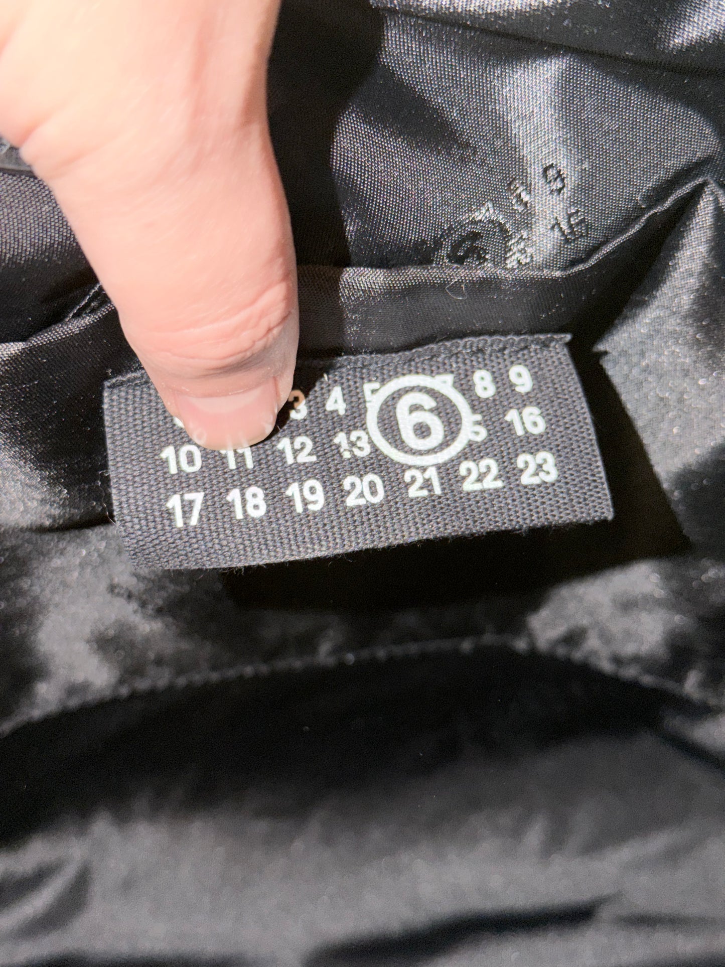 MAISON MARGIELA MM6 BLACK LEATHER SMALL JAPANESE TOTE BAG