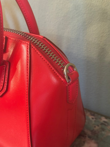 GIVENCHY RED MINI ANTIGONA CROSSBODY BAG