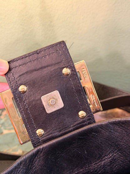 FENDI BLACK MAXI BAGUETTE CROSSBODY BAG