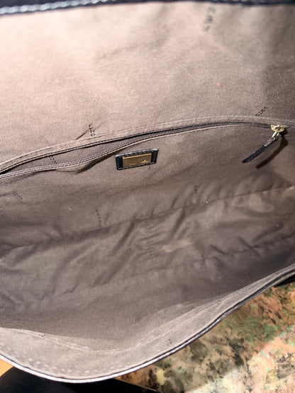 FENDI BLACK MAXI BAGUETTE CROSSBODY BAG