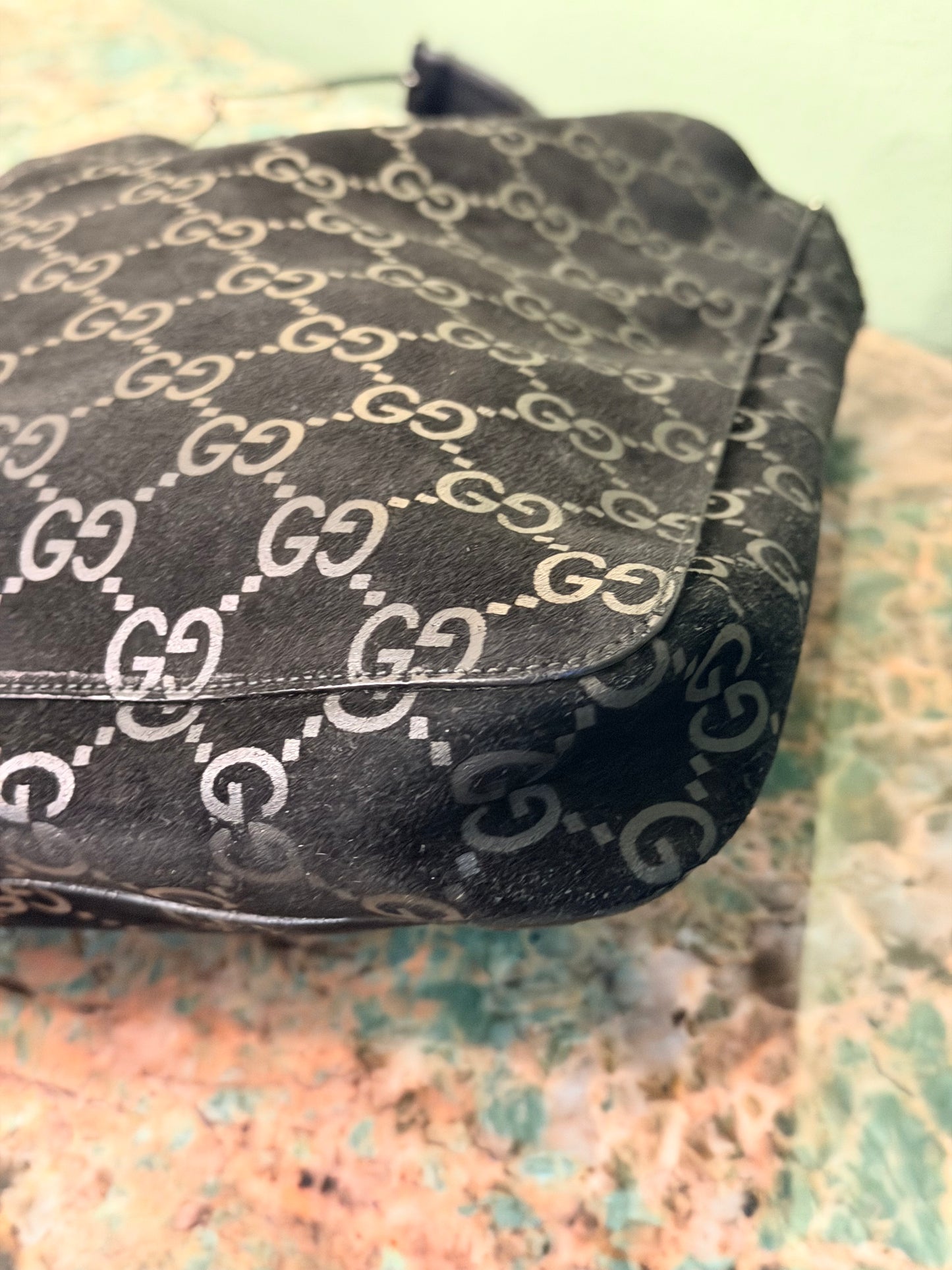 GUCCI BY TOM FORD BLACK GG SUEDE MEDIUM HOBO BAG