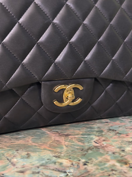 CHANEL BLACK LAMBSKIN MAXI JUMBO CLASSIC DOUBLE FLAP SHOULDER BAG