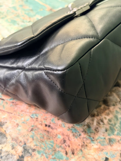 CHANEL BLACK SMALL 19 CROSSBODY BAG