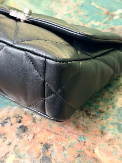 CHANEL BLACK SMALL 19 CROSSBODY BAG