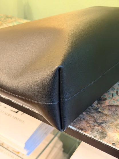 SAINT LAURENT BLACK SHOPPING TOTE