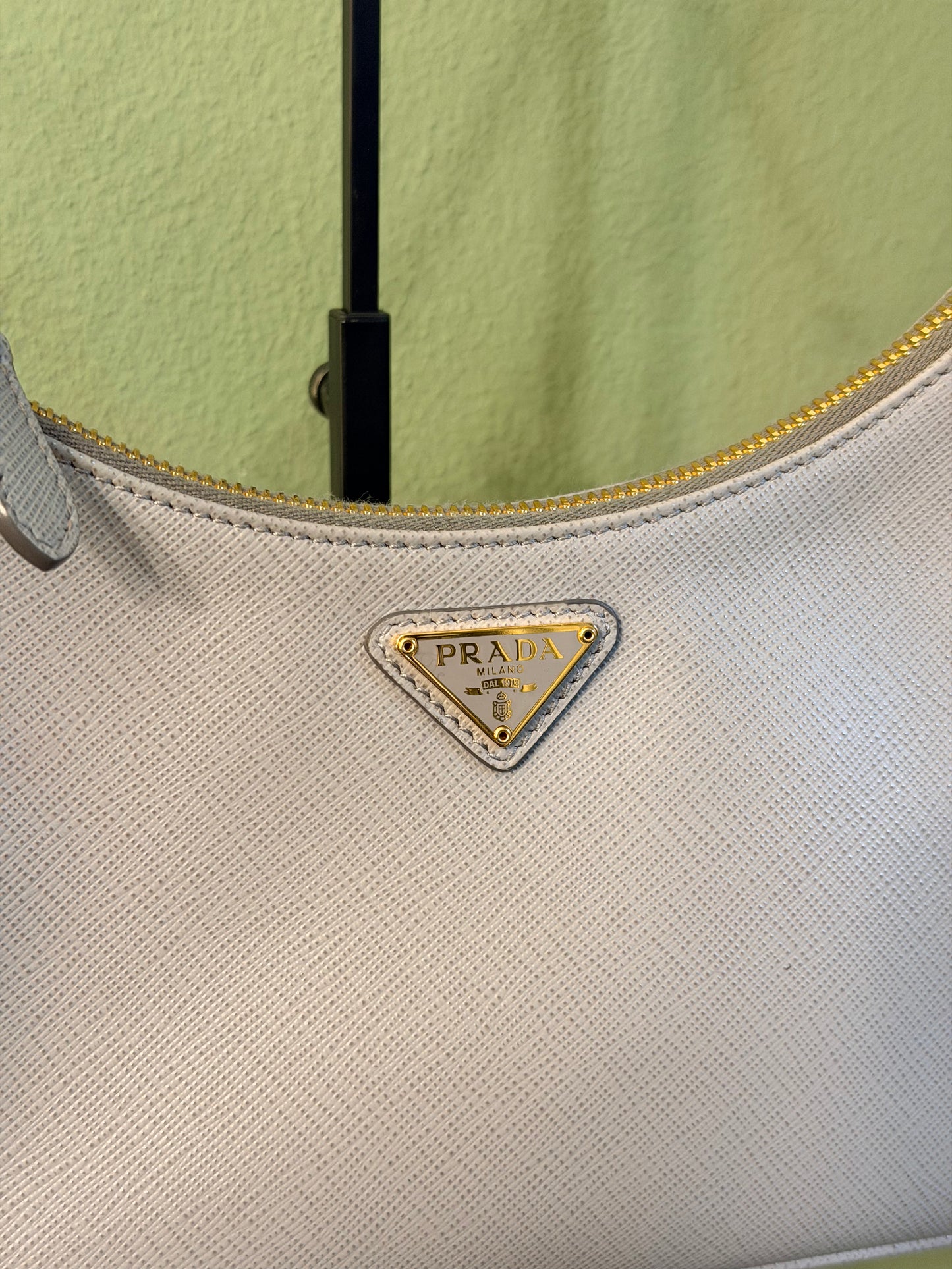 PRADA GRAY SAFFIANO RE-EDITION 2005 CROSSBODY BAG