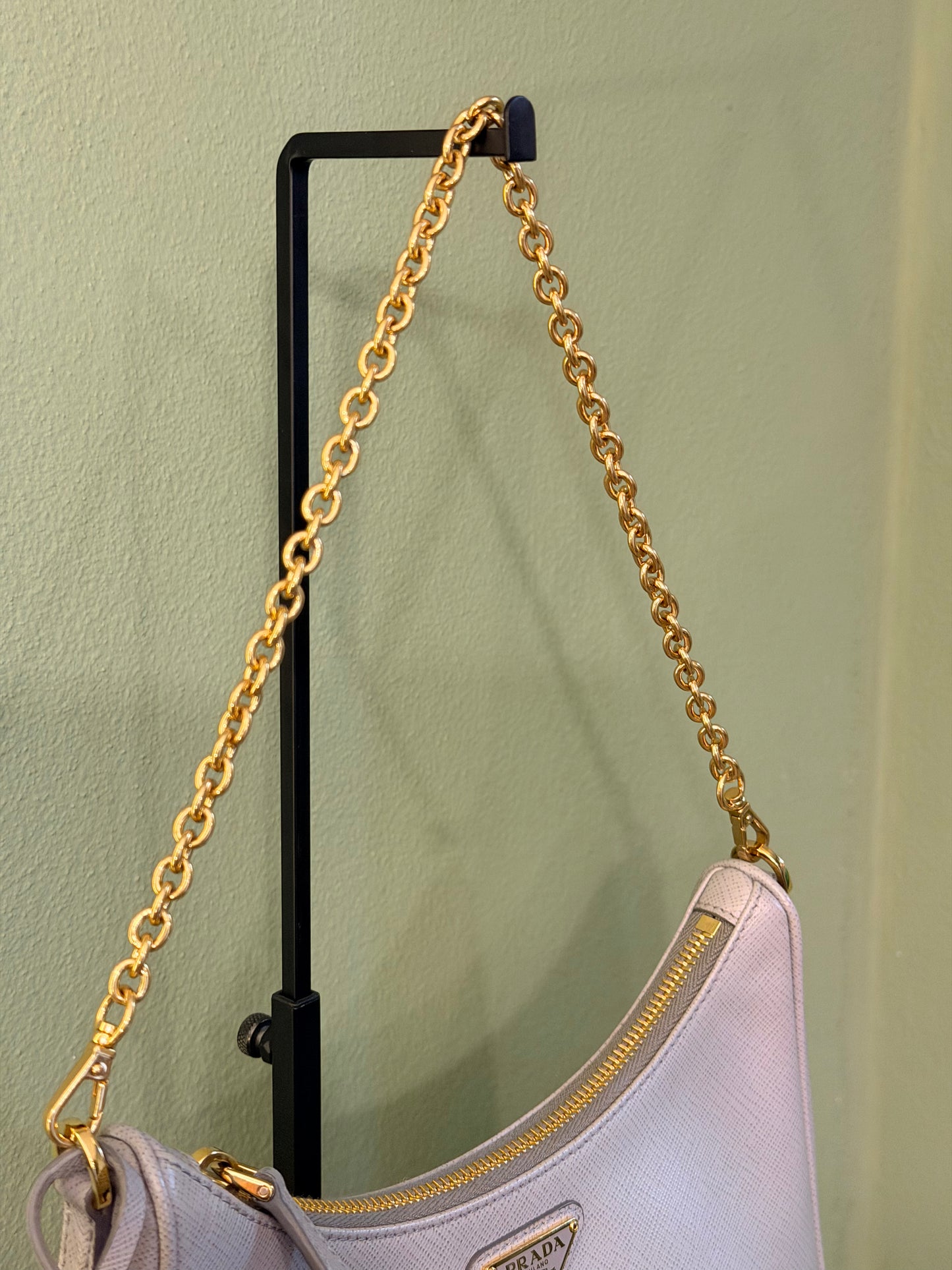 PRADA GRAY SAFFIANO RE-EDITION 2005 CROSSBODY BAG