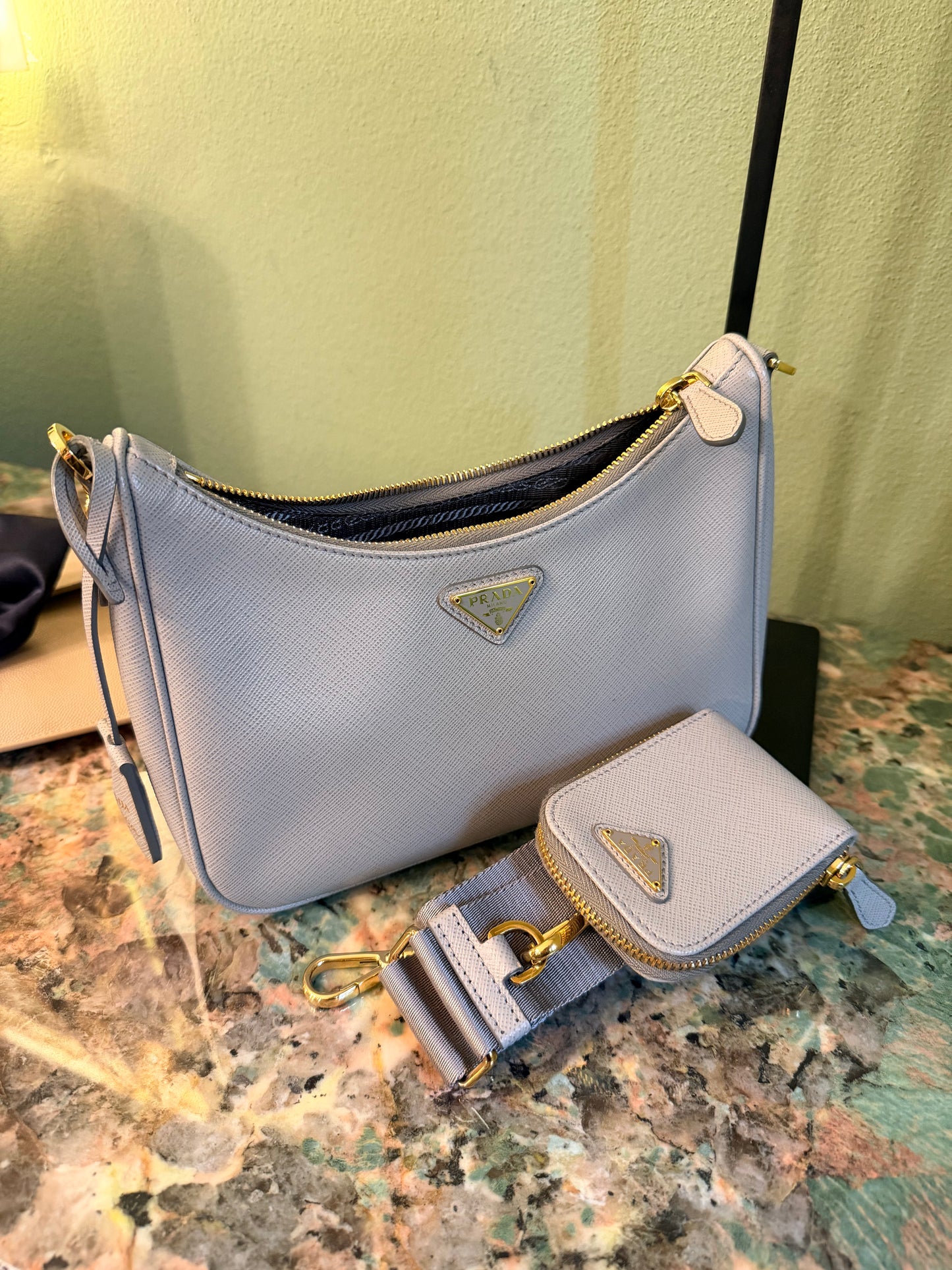 PRADA GRAY SAFFIANO RE-EDITION 2005 CROSSBODY BAG