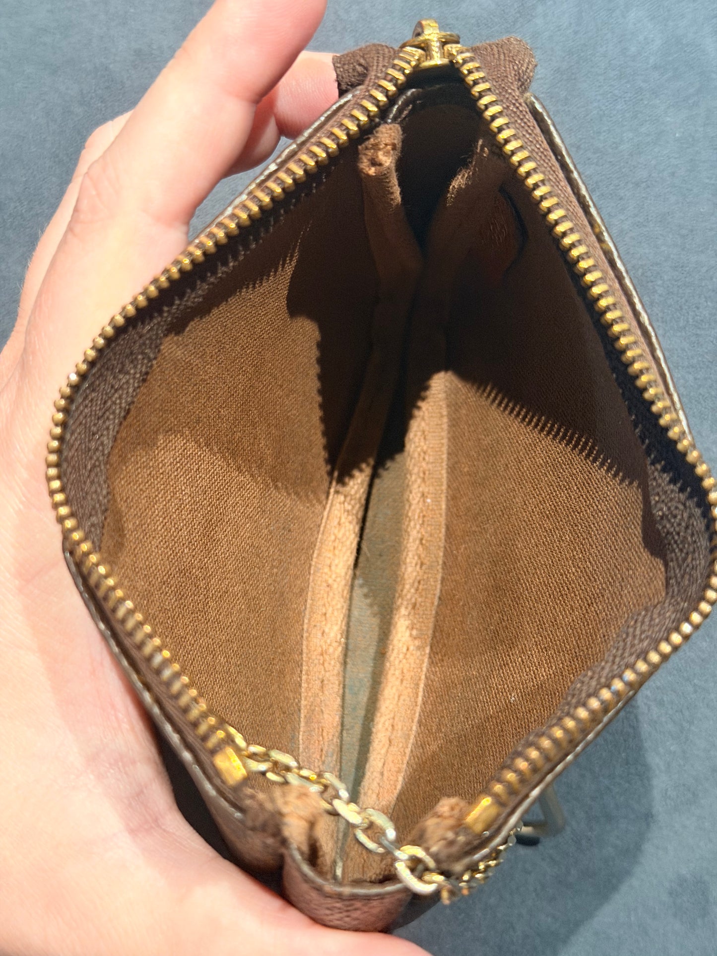 LOUIS VUITTON MONOGRAM WARDROBE TRUNKS KEY POUCH