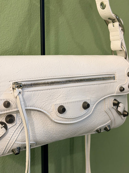 BALENCIAGA WHITE LE CAGOLE SLING SHOULDER BAG