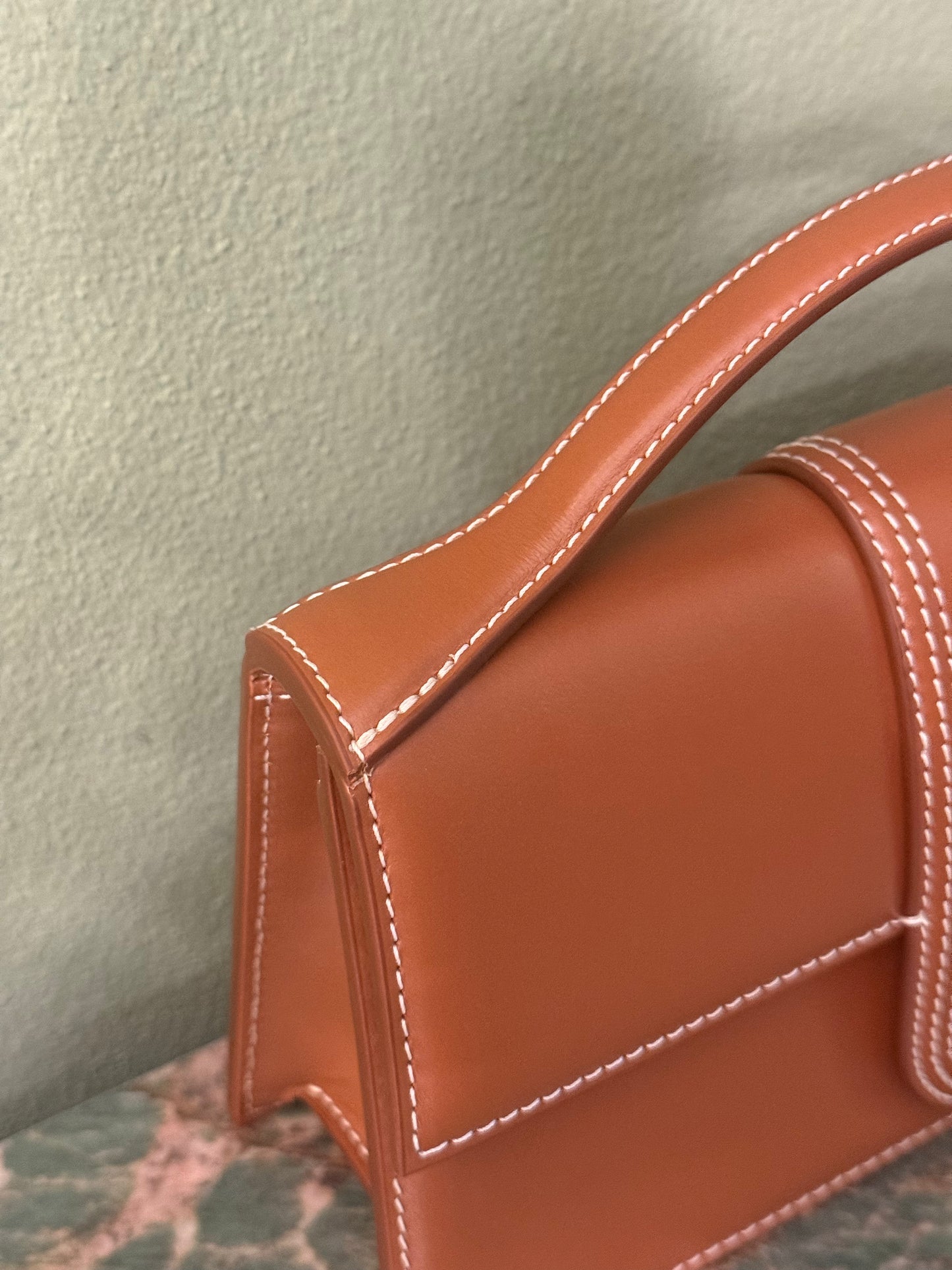 JAQUEMUS TAN LE GRAND BAMBINO CROSSBODY BAG