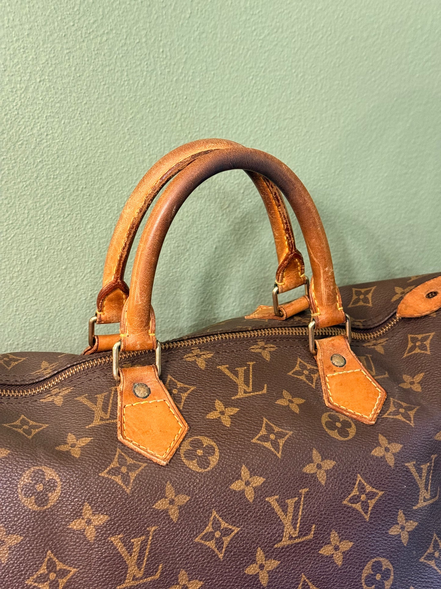 LOUIS VUITTON MONOGRAM SPEEDY 40 BOSTON BAG