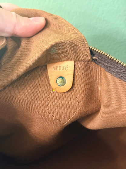 LOUIS VUITTON MONOGRAM SPEEDY 40 BOSTON BAG