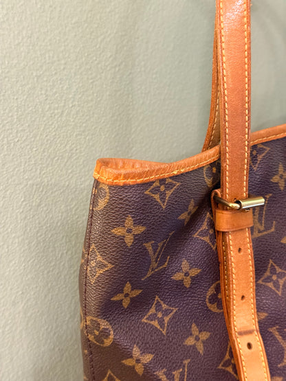 LOUIS VUITTON MONOGRAM BUCKET GM SHOULDER BAG