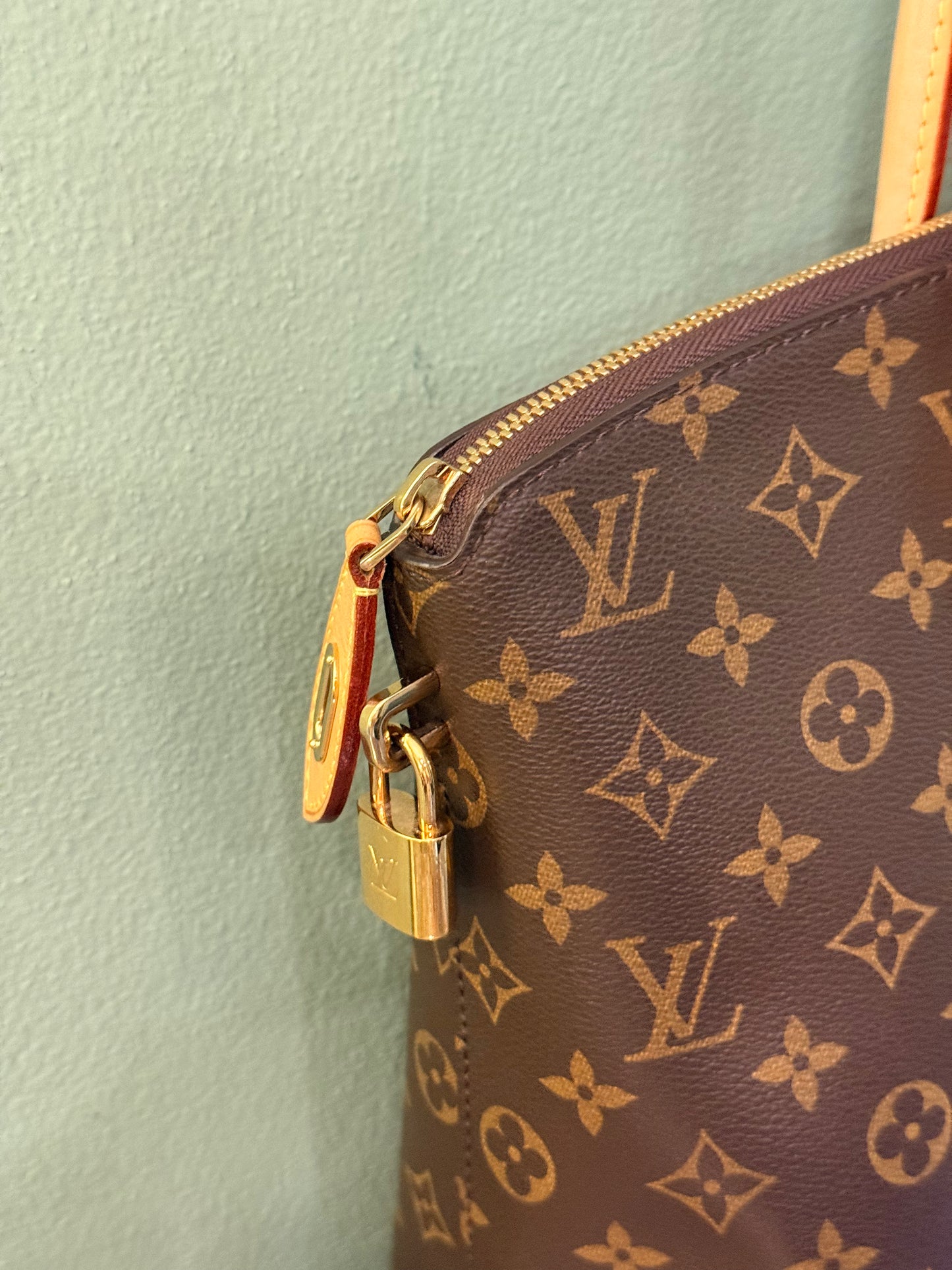 LOUIS VUITTON MONOGRAM LOCKIT HANDBAG