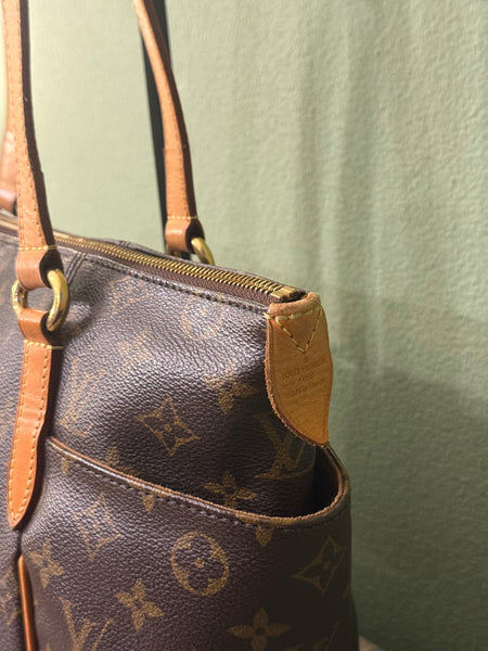 LOUIS VUITTON MONOGRAM TOTALLY PM SHOULDER BAG