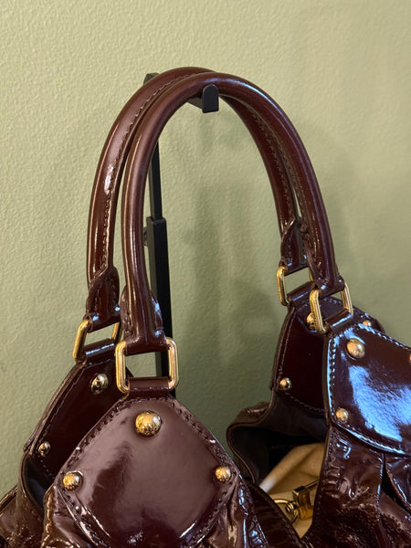 LOUIS VUITTON BROWN PATENT MAHINA HANDBAG