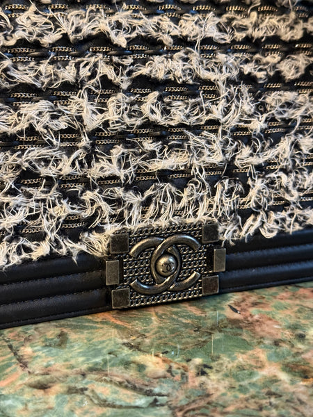 CHANEL BLACK TWEED OLD MEDIUM BOY CROSSBODY BAG