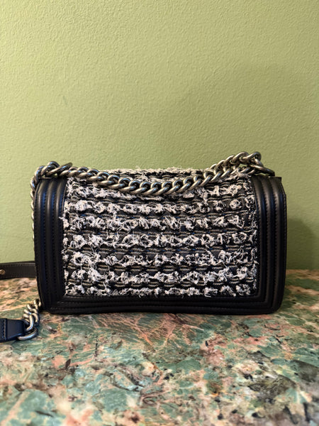 CHANEL BLACK TWEED OLD MEDIUM BOY CROSSBODY BAG