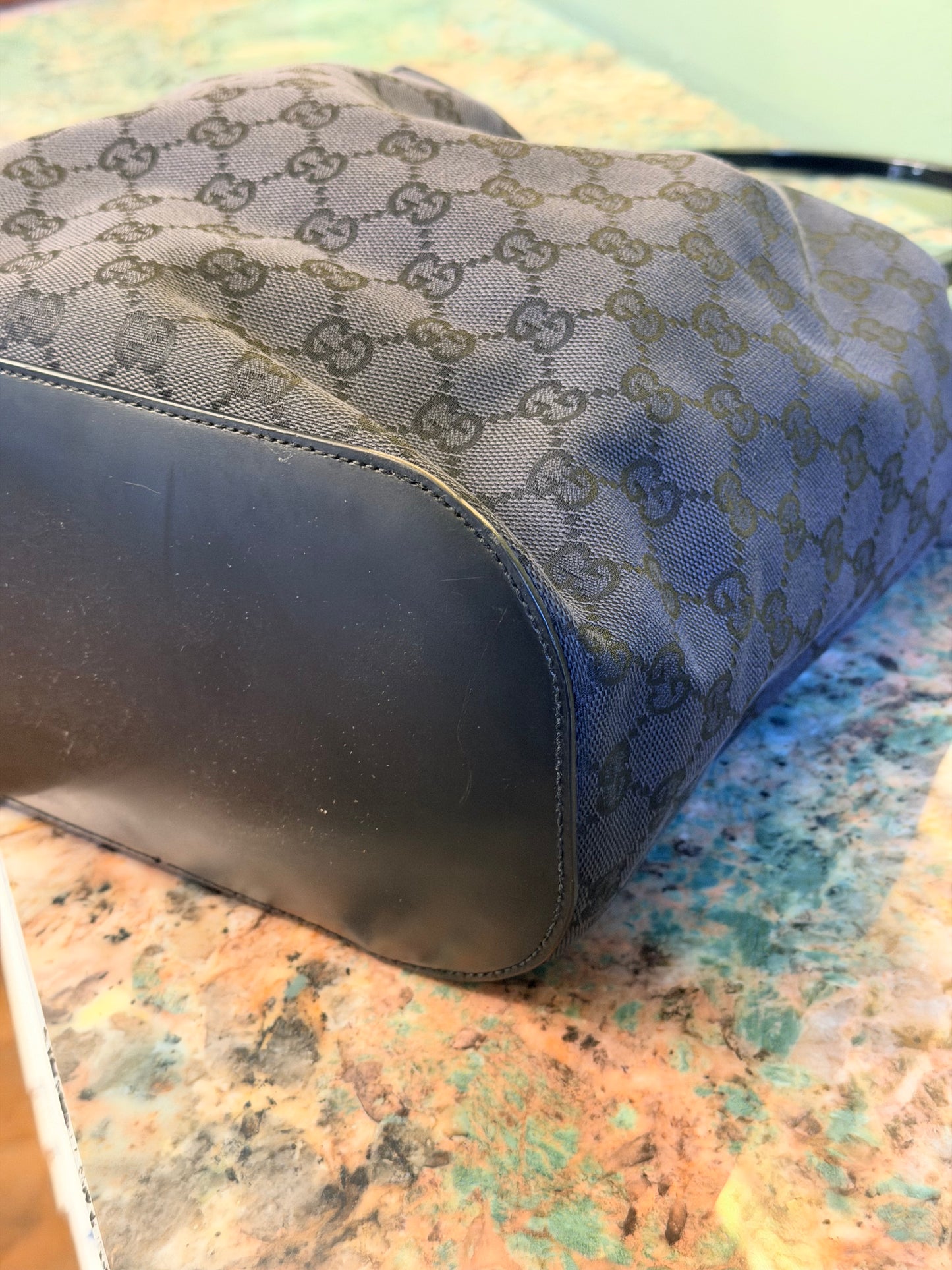 GUCCI BY TOM FORD BLACK MONOGRAM RING BUCKET BAG