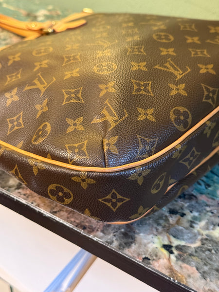 LOUIS VUITTON MONOGRAM ODEON GM CROSSBODY BAG