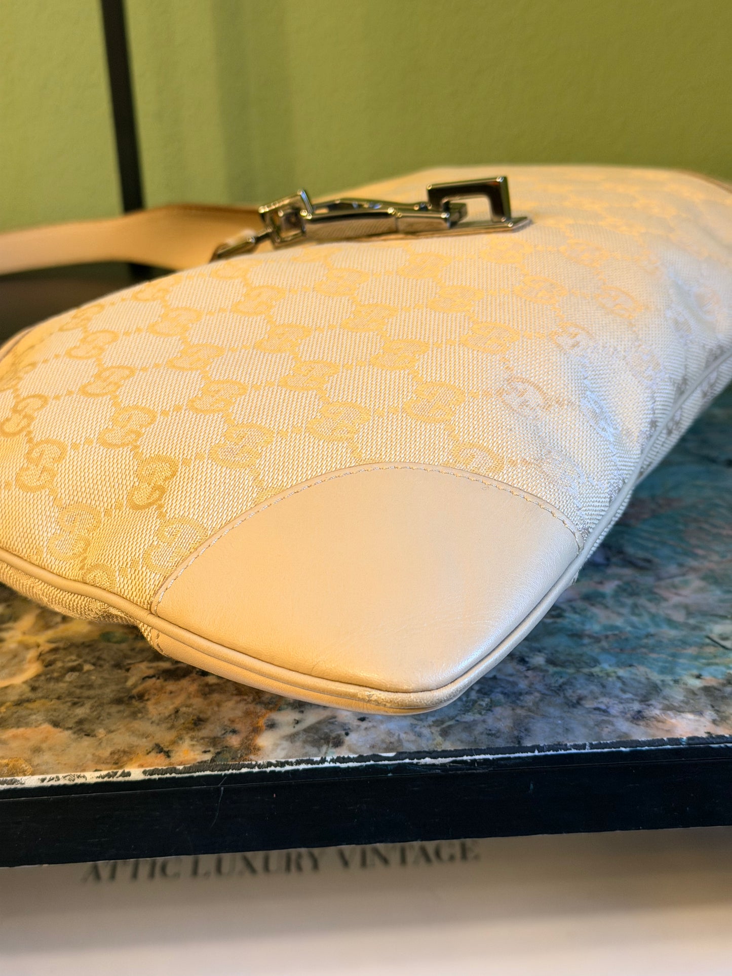 GUCCI BY TOM FORD BEIGE MONOGRAM BOUVIER SHOULDER BAG