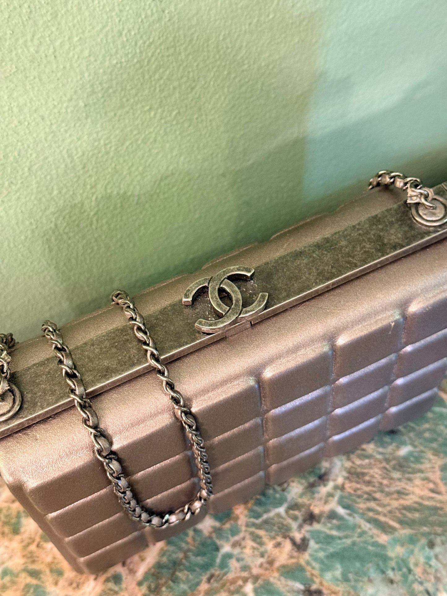 CHANEL SILVER FRAME CHOCOLATE BAR CROSSBODY CLUTCH