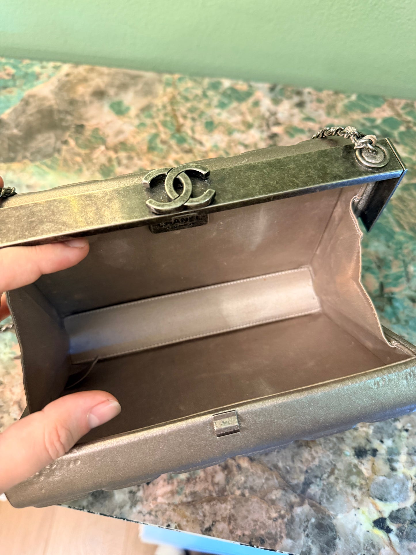 CHANEL SILVER FRAME CHOCOLATE BAR CROSSBODY CLUTCH