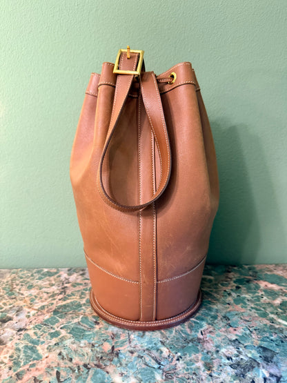 HERMÈS GOLD COURCHEVEL BUCKET BAG