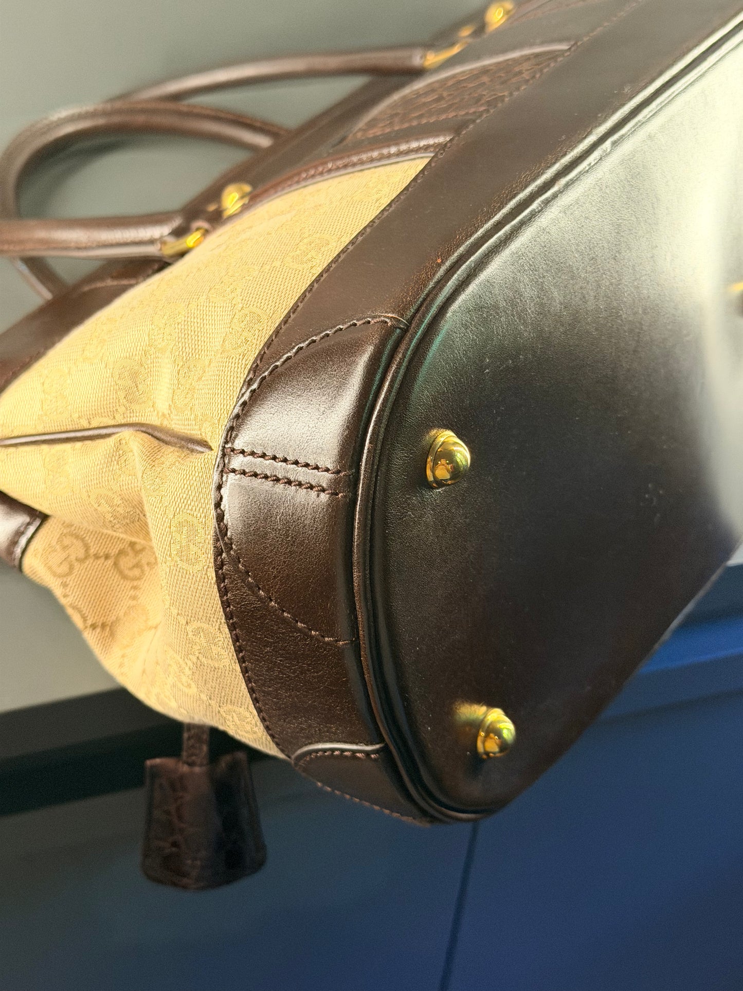 GUCCI GG CANVAS AND CROC EMBOSSED SECRET HANDBAG