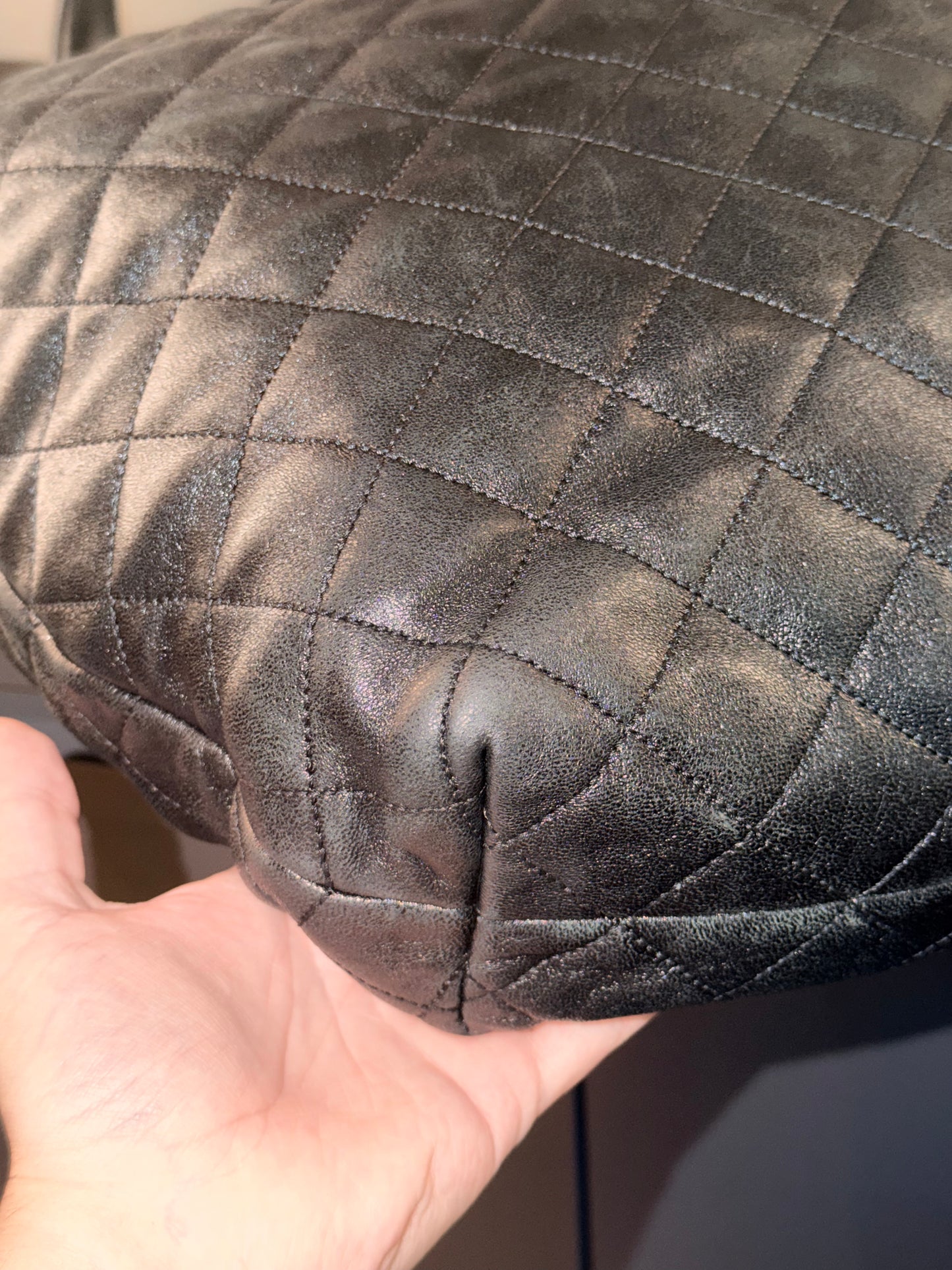 SAINT LAURENT BLACK ICARE HANDBAG
