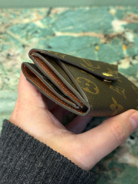 LOUIS VUITTON MONOGRAM BI FOLD COMPACT WALLET