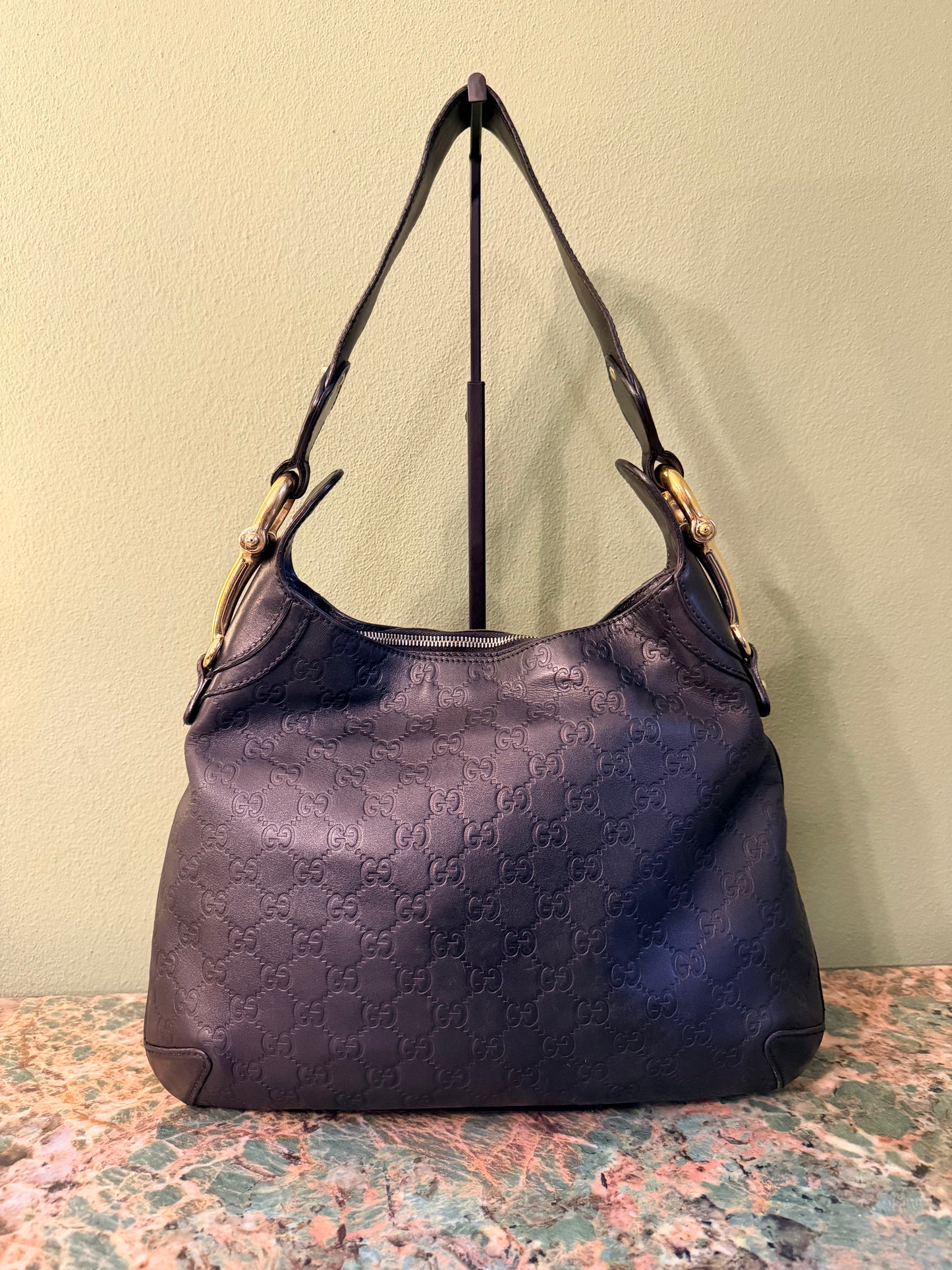 GUCCI BLACK GUCCISSIMA HORSEBIT SHOULDER BAG