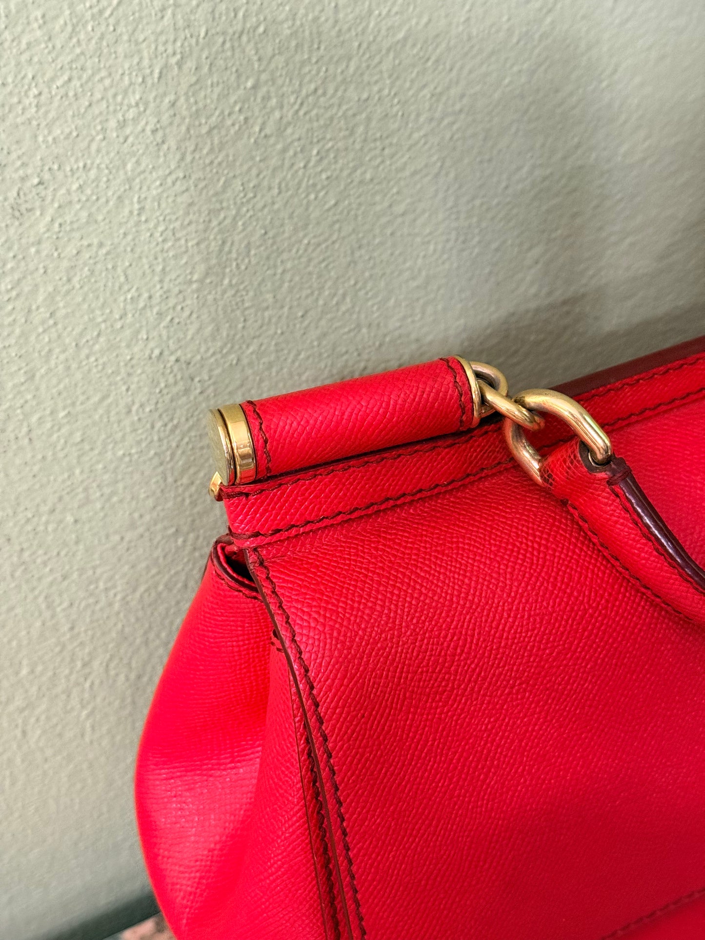 DOLCE & GABBANA RED MEDIUM MISS SICILY HANDBAG