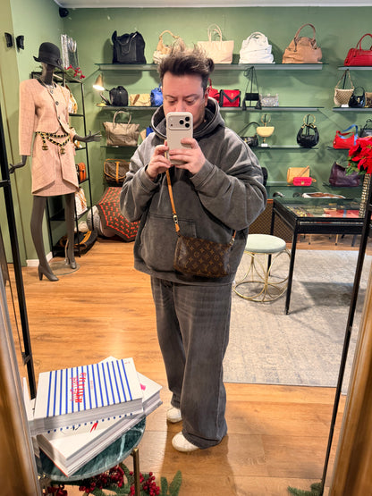 LOUIS VUITTON MONOGRAM POCHETTE ACCESSOIRES W/ CROSSBODY STRAP