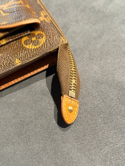 LOUIS VUITTON MONOGRAM ASTRID LONG WALLET