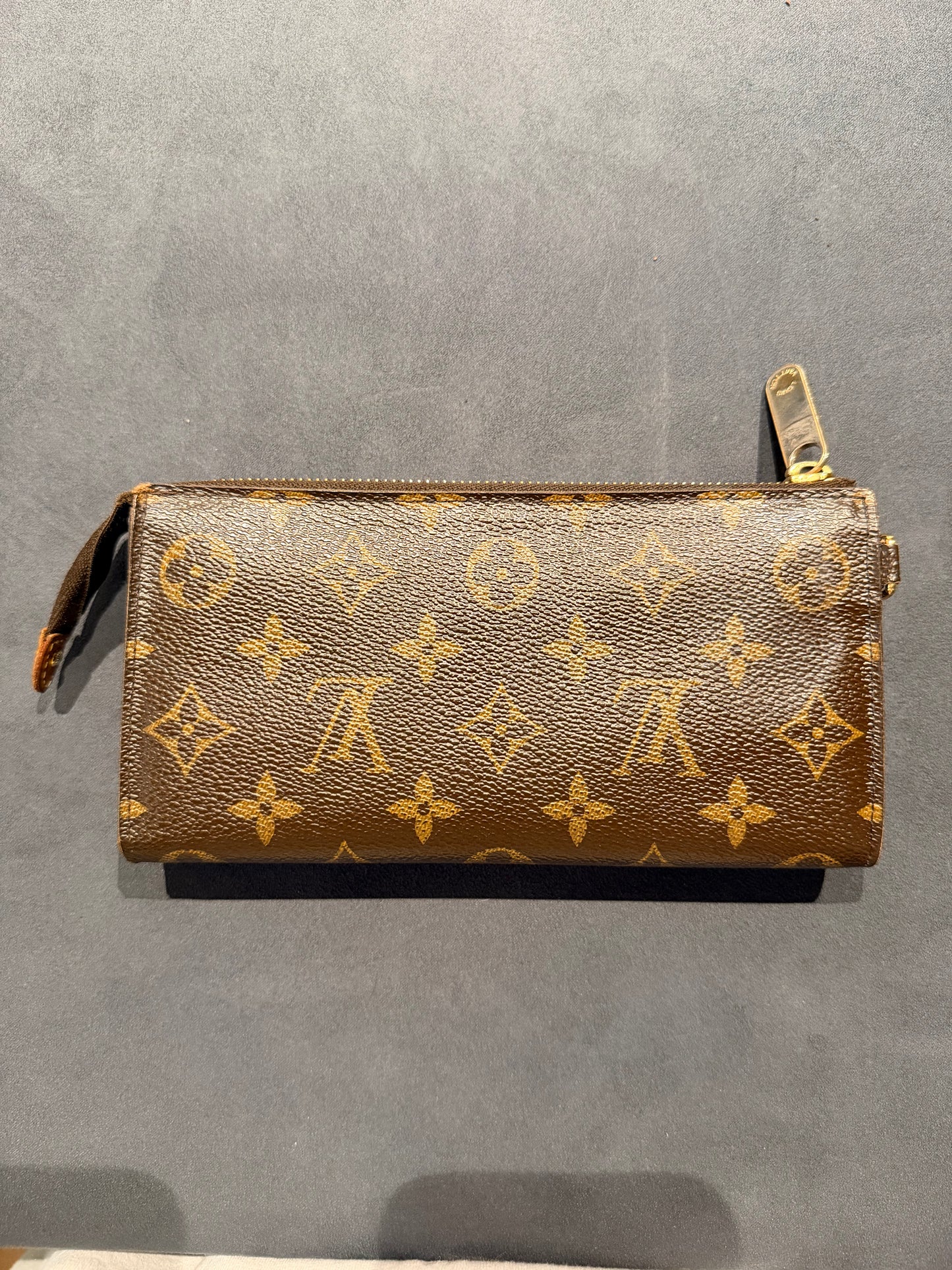 LOUIS VUITTON MONOGRAM ASTRID LONG WALLET