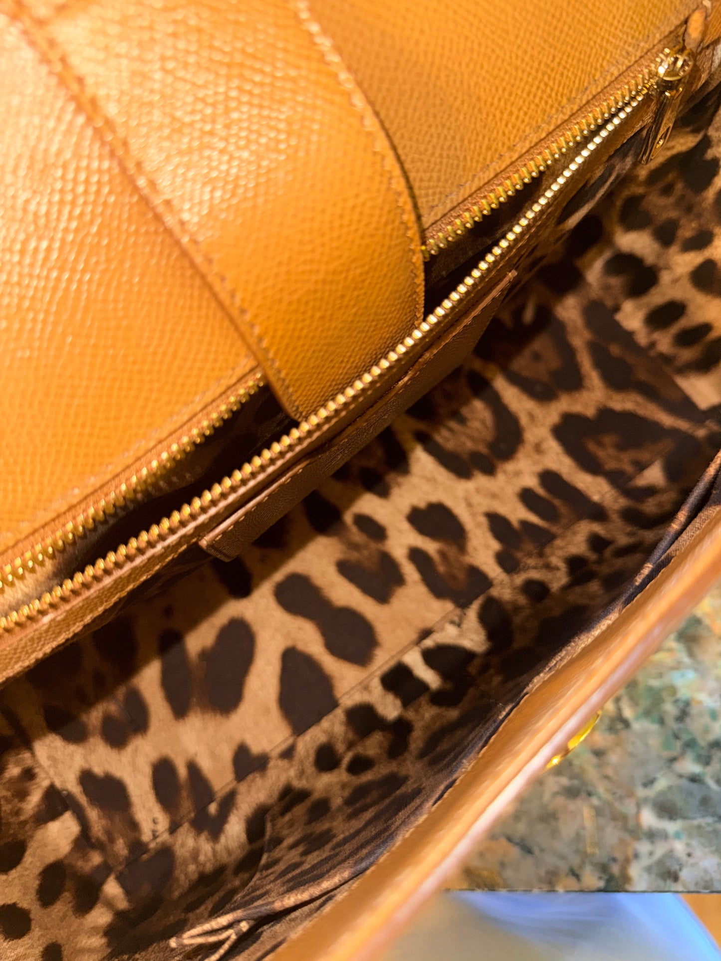DOLCE & GABBANA TAN LARGE MISS SICILY HANDBAG