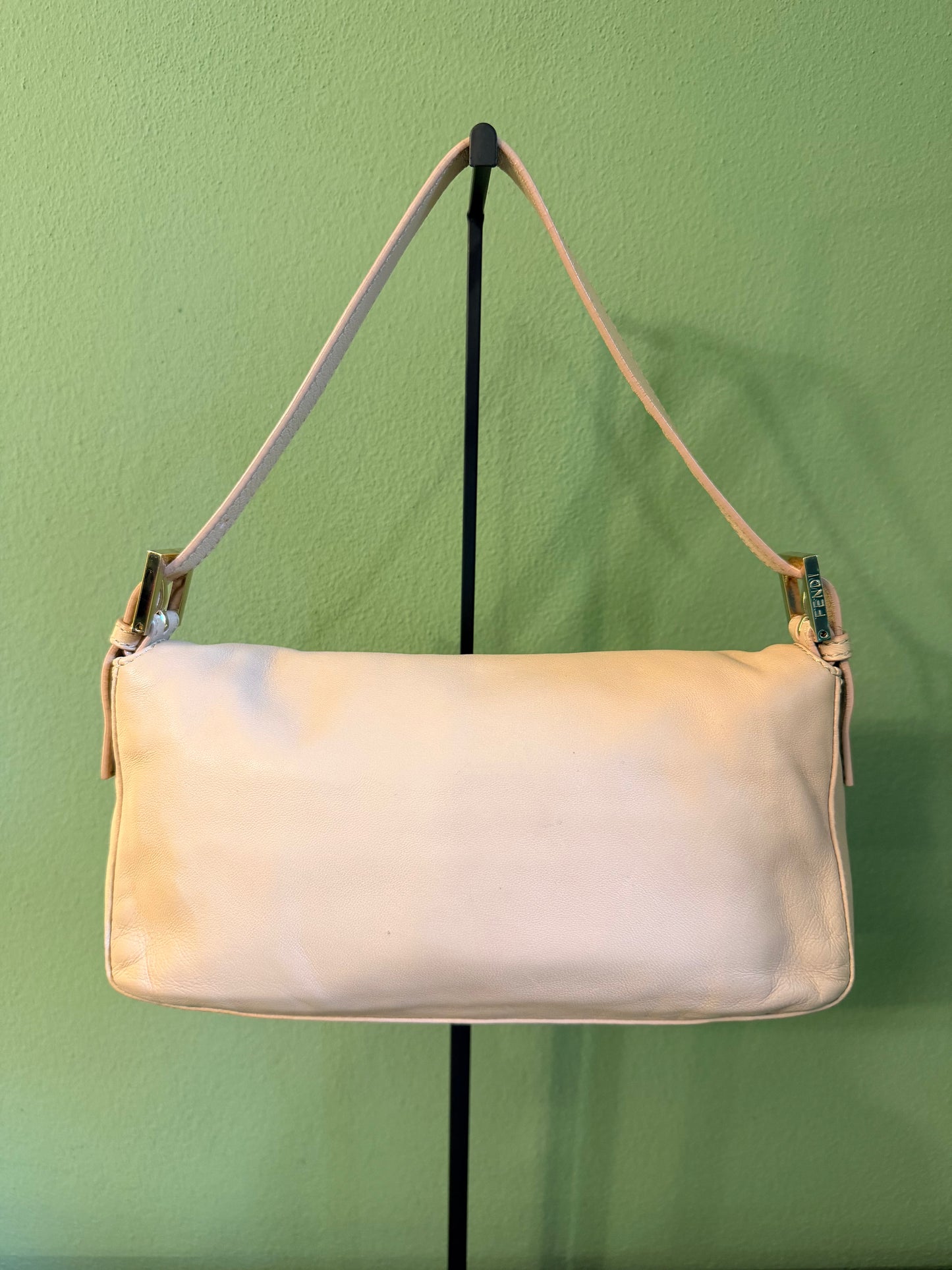 FENDI POWDER PINK BAGUETTE SHOULDER BAG