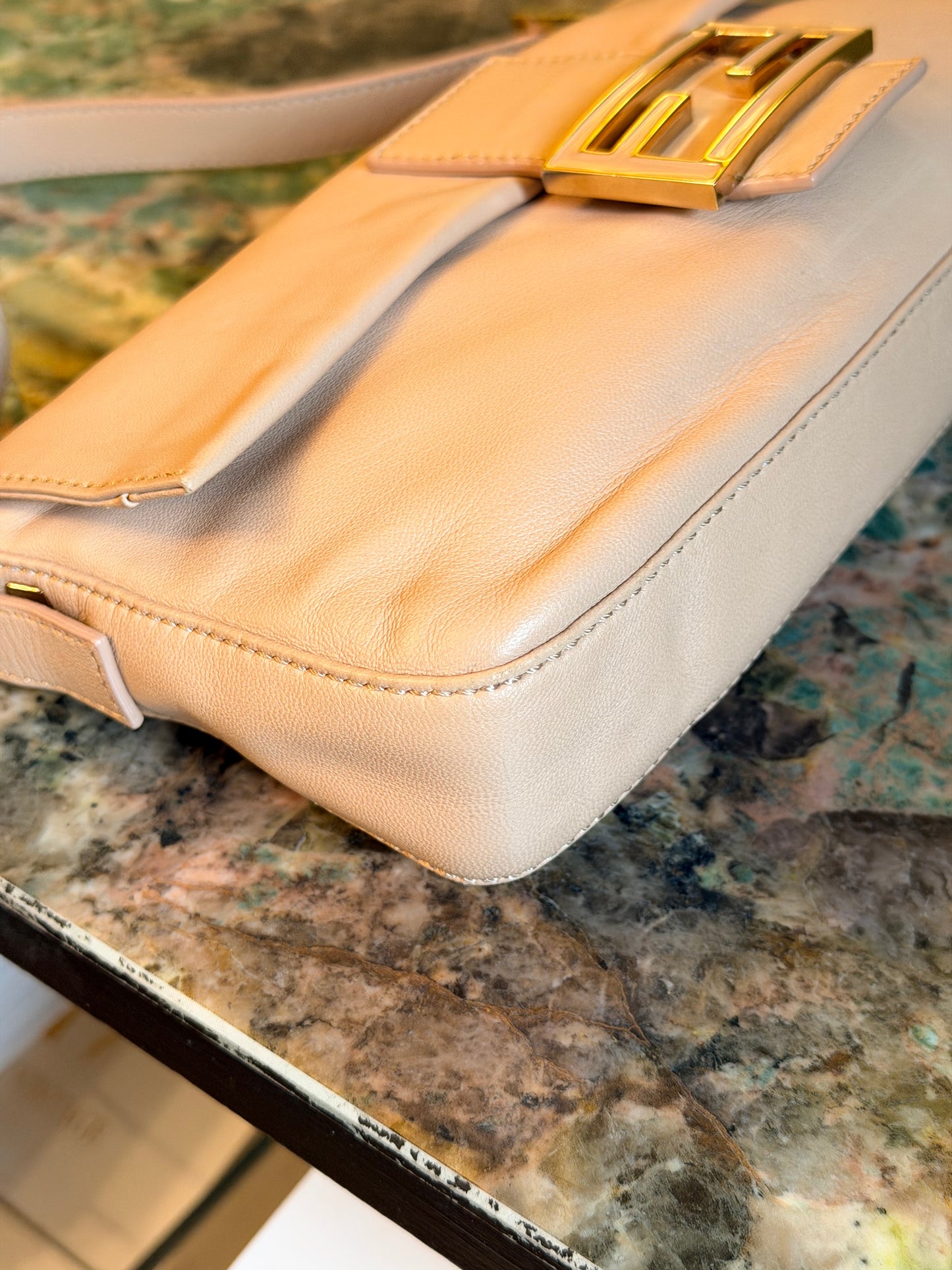 FENDI POWDER PINK BAGUETTE SHOULDER BAG