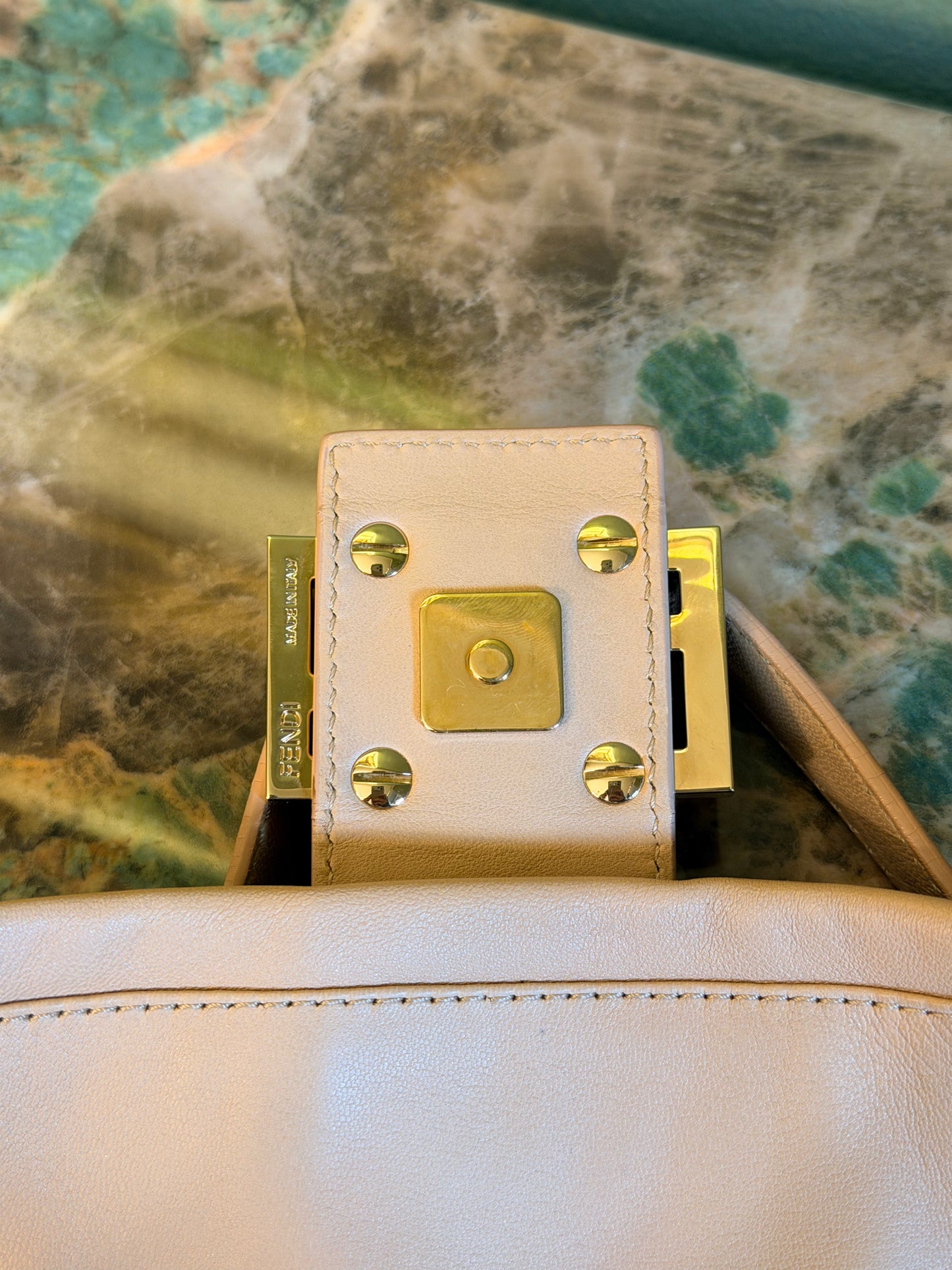 FENDI POWDER PINK BAGUETTE SHOULDER BAG