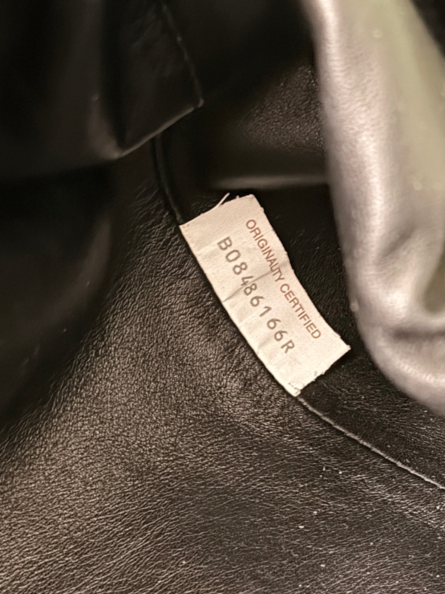 BOTTEGA VENETA BLACK POUCH HANDBAG